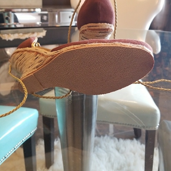 Wedge sandals - Picture 3 of 4